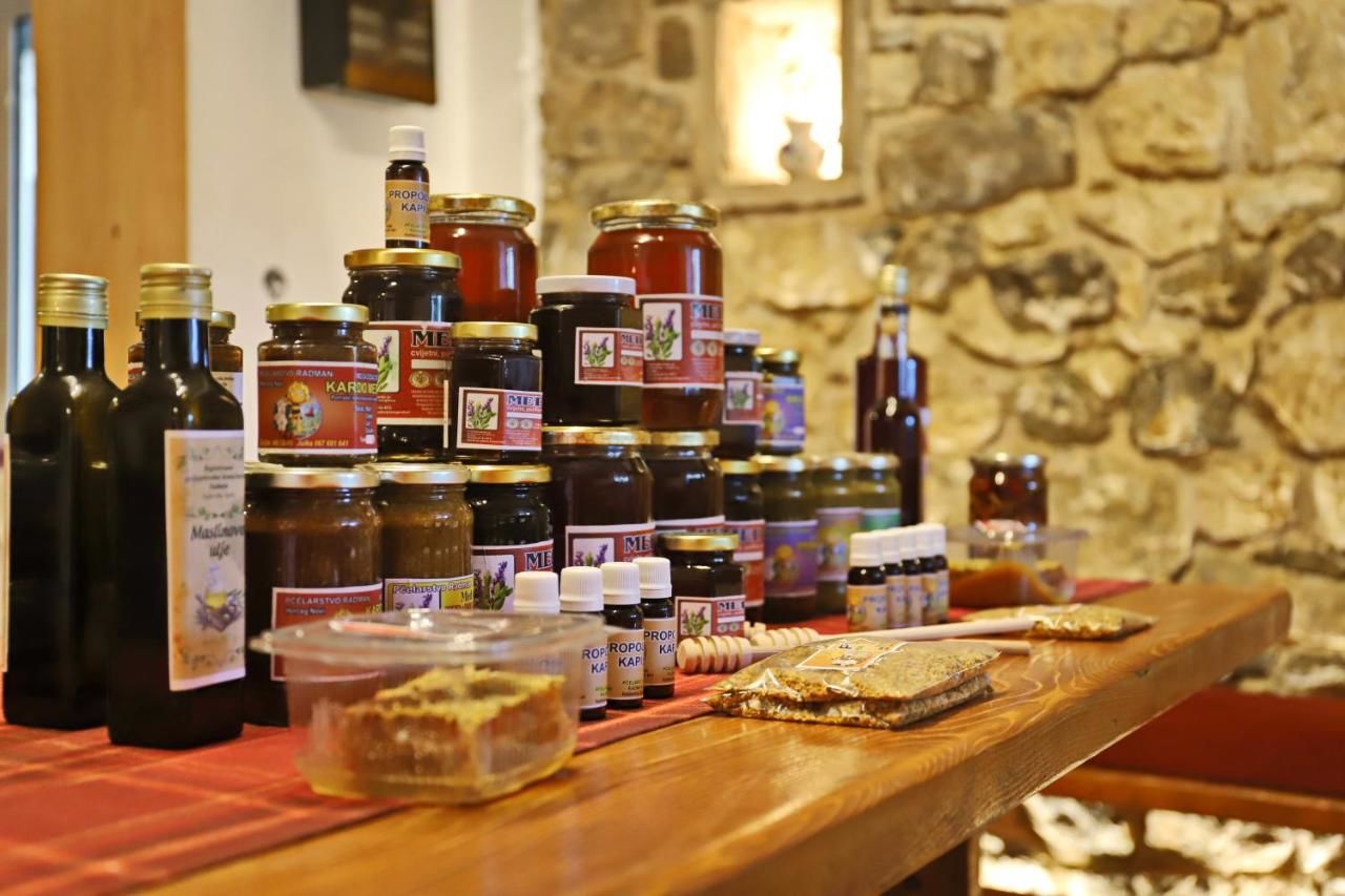 Люкс-шатры Seosko domaćinstvo Radman Херцег-Нови-27